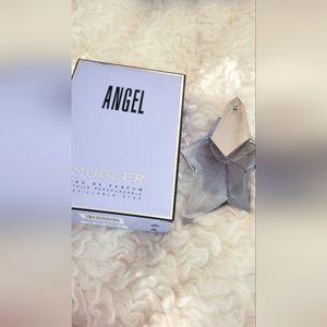 New in box Thierry Mugler "Angel" eau de parfum in refillable star! 1.7 fl oz